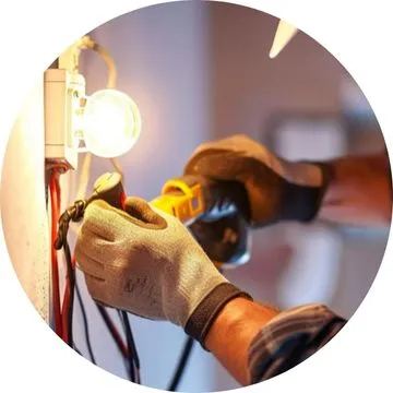 Oportunidades de carreira para eletricistas comerciais em São Paulo SP